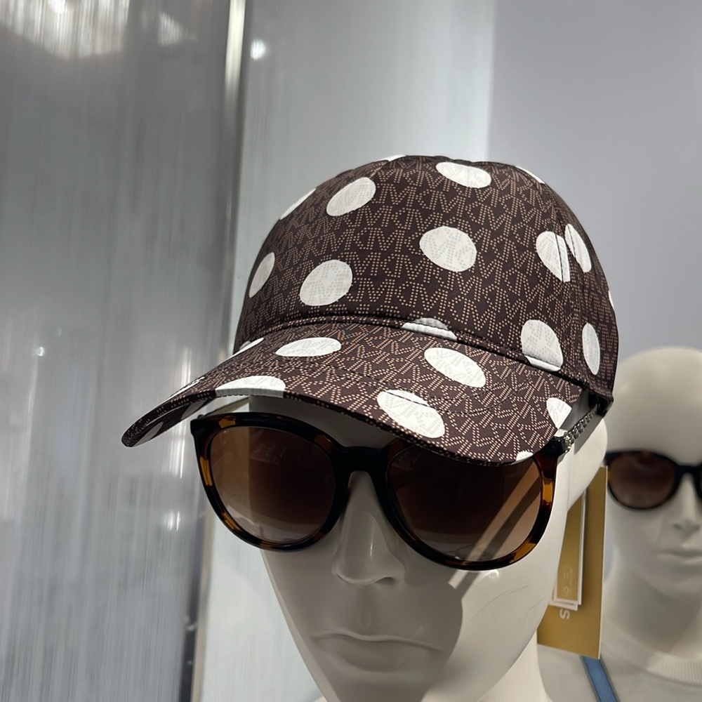 Michael Kors Women's Baseball Cap Hat Adjustable OS Chocolate BROWN DOTS
NWT - Picture 15 of 16